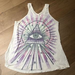 Graphic tank